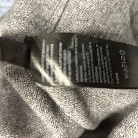 ANTHROPOLOGIE Colorblocked Turtleneck Sweater Size M - Picture 7 of 9